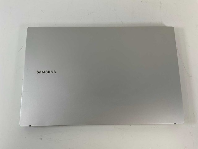 Samsung 750xed 15.6”, core(tm) i5 12th gen, 8 gb ram, 256 gb nvme laptop - afbeelding 2 van  2