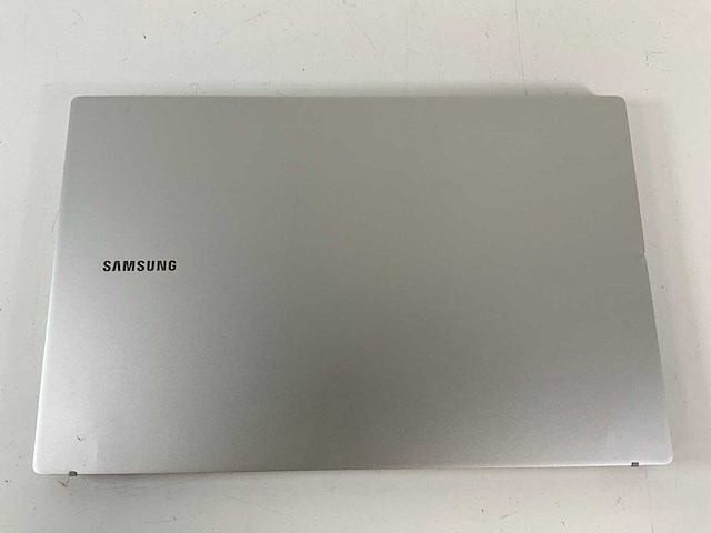 Samsung 750xed 15.6”, core(tm) i5 12th gen, 8 gb ram, 256 gb nvme laptop - afbeelding 5 van  8