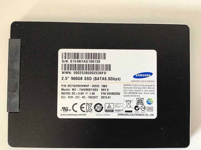 Samsung 960gb sata ssd interne hardeschijf - afbeelding 3 van  4