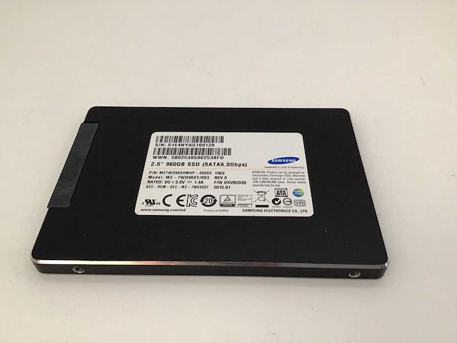Samsung 960gb sata ssd interne hardeschijf - afbeelding 4 van  4