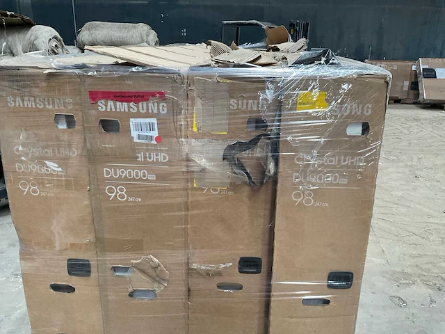 Samsung 98 inch televisie (4x) - afbeelding 4 van  7