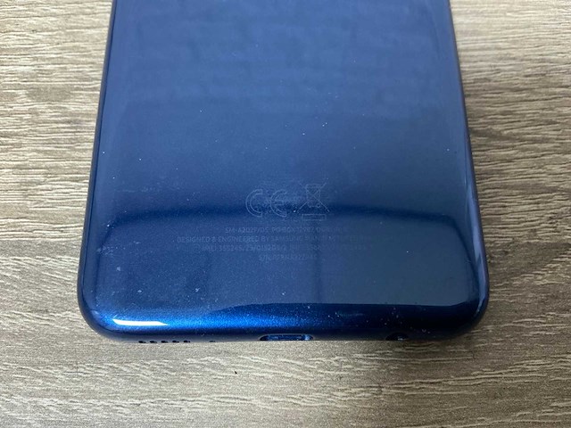 Samsung a20e (32gb) mobiele telefoon - afbeelding 4 van  6