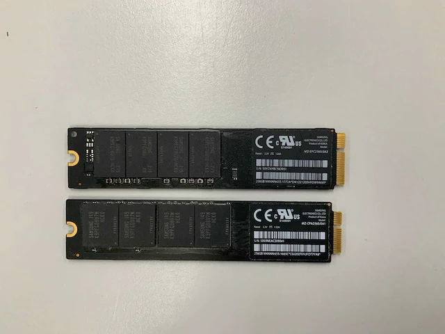 Samsung apple 256gb m.2 ssd mz-cpa2560/0a1 & mz-cpa2560/0a2 - afbeelding 1 van  2