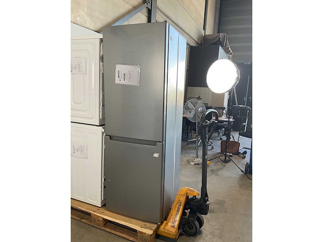 Samsung, bosch - machine (3x) - afbeelding 3 van  16