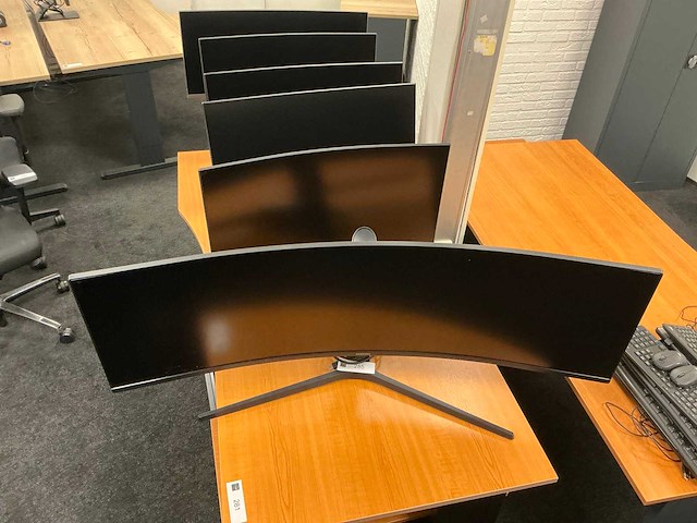 Samsung c49j890dk curved monitor 49” - afbeelding 2 van  5