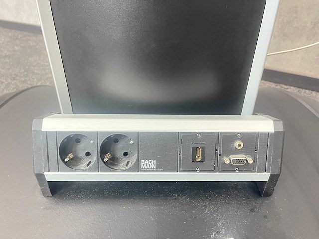 Samsung/ cisco - 55" conferentiesysteem met soundbar - afbeelding 18 van  18