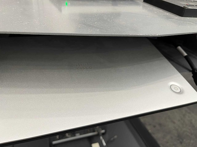 Samsung/ cisco - 55" videoconferentie systeem met verrijdbaar statief - afbeelding 1 van  3