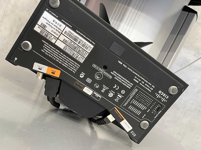 Samsung/ cisco - 55" videoconferentie systeem met verrijdbaar statief - afbeelding 2 van  3