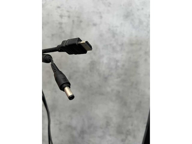 Samsung dc48e - 48" monitor met draaibaar statief - afbeelding 1 van  4