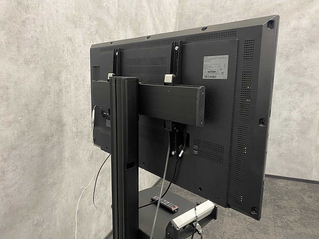 Samsung dc48e - 48" monitor met statief - afbeelding 4 van  14
