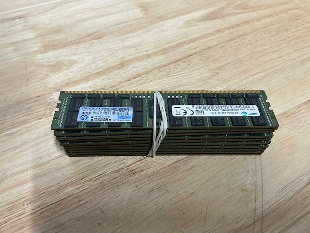 Samsung ddr4 server ram geheugen 32gb 4drx4 2133p geheugenkaart (10x) - afbeelding 2 van  5