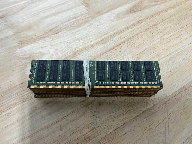 Samsung ddr4 server ram geheugen 32gb 4drx4 2133p geheugenkaart (10x) - afbeelding 3 van  5