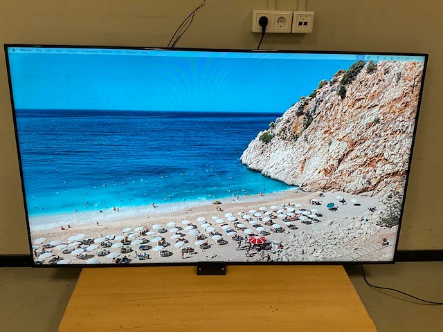 Samsung (ed75e) 75”, 1920x1080 (fhd) led monitor - afbeelding 1 van  6