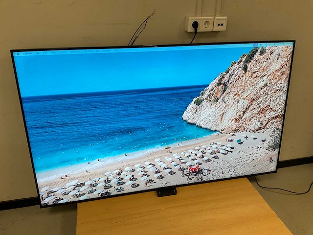 Samsung (ed75e) 75”, 1920x1080 (fhd) led monitor - afbeelding 2 van  6