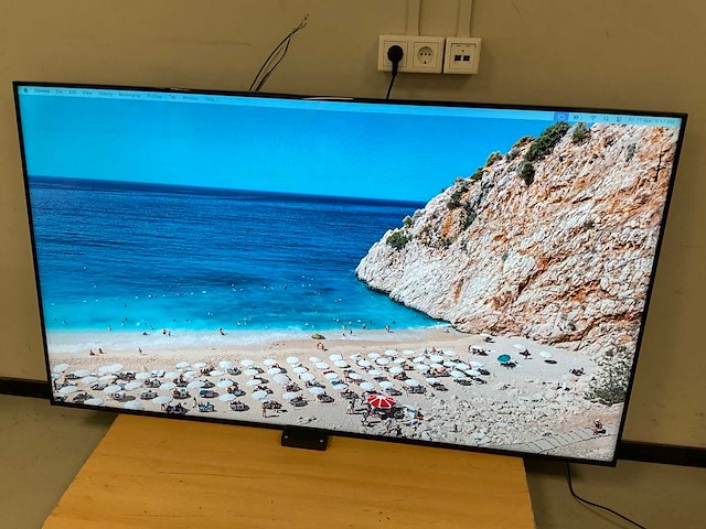 Samsung (ed75e) 75”, 1920x1080 (fhd) led monitor - afbeelding 3 van  6