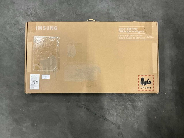Samsung em32dx smart signage color e-paper - afbeelding 2 van  3