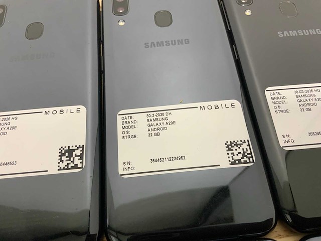Samsung galaxy a20e mobiele telefoon (15x) - afbeelding 14 van  15
