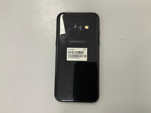 Samsung galaxy a3 16gb black - afbeelding 3 van  3