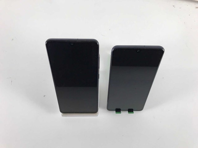 Samsung galaxy a41 - 64 gb - black (2x) - afbeelding 4 van  5