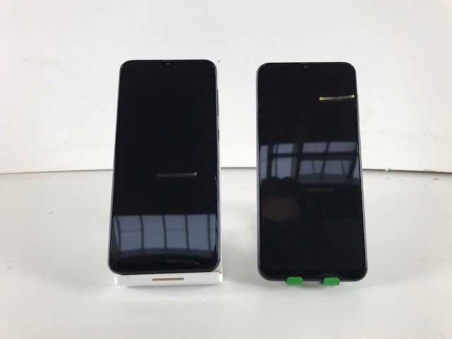 Samsung galaxy a50 - 128 gb - purple (2x) - afbeelding 1 van  4