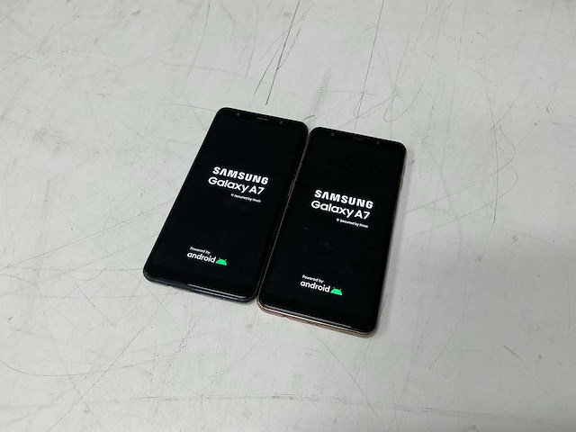 Samsung galaxy a7 mobiele telefoon 6 inch (2x) - afbeelding 1 van  13