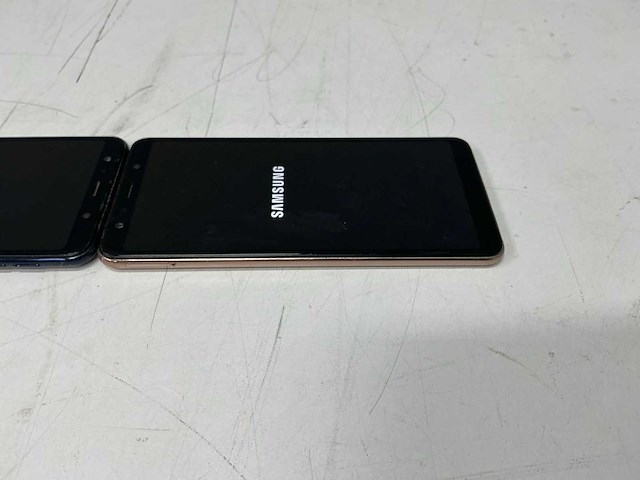 Samsung galaxy a7 mobiele telefoon 6 inch (2x) - afbeelding 11 van  13