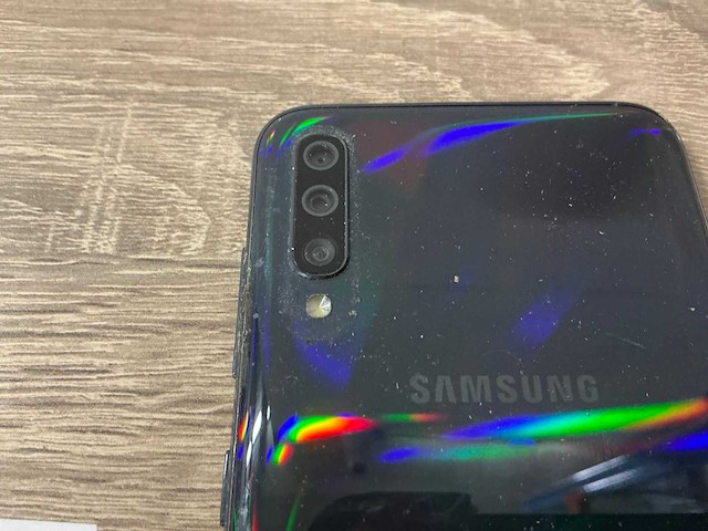 Samsung galaxy a70 mobiele telefoon - afbeelding 3 van  4