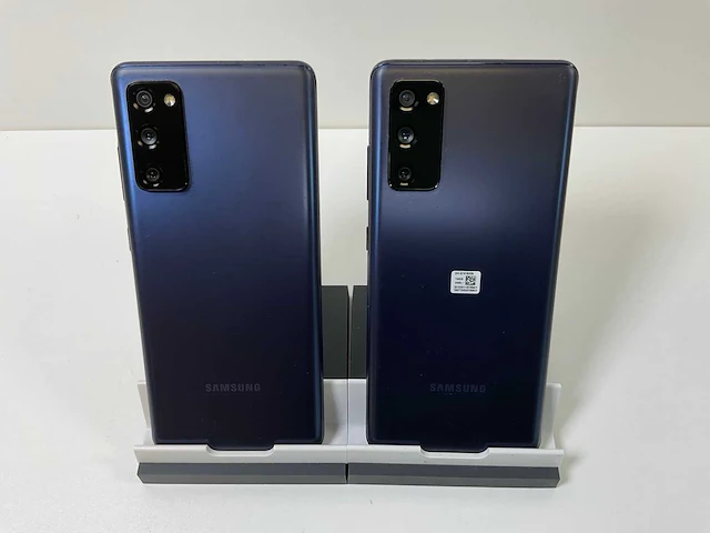 Samsung galaxy s20 fe 5g - 128 gb - blue (2x) - afbeelding 5 van  5