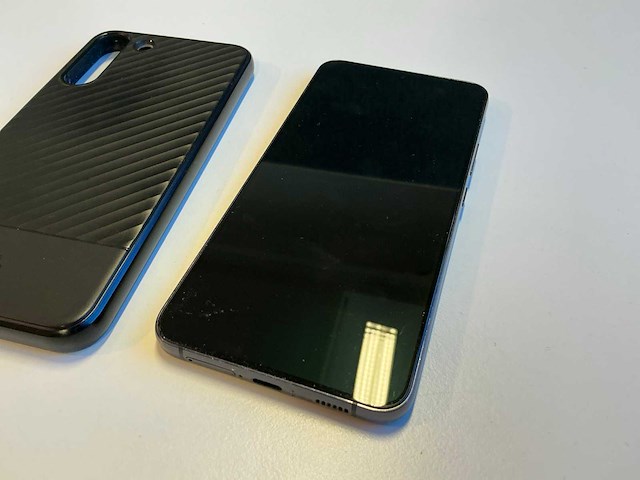 Samsung galaxy s22 plus (5g, 128gb) mobiele telefoon - afbeelding 2 van  6