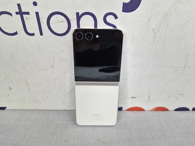 Samsung galaxy z flip5 - 256gb - cream - afbeelding 2 van  3