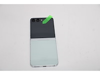 Samsung galaxy z flip5 5g smartphone 512 gb licht groen - afbeelding 5 van  6