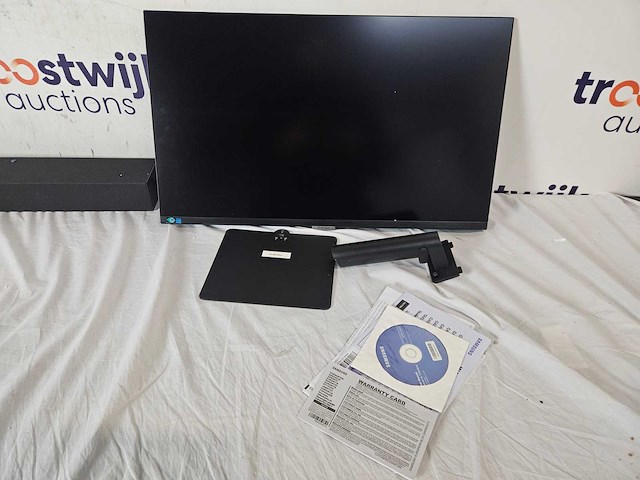 Samsung hw-c410g - soundbar 2.0 + samsung qb50r digitale signage flatscreen - afbeelding 3 van  3