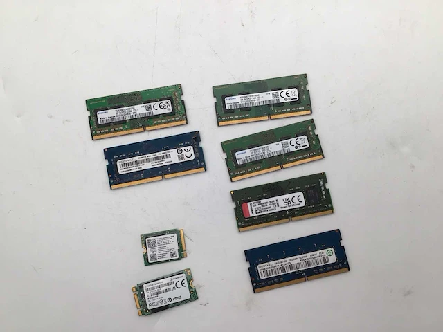Samsung kingston 4gb ddr4 (4x) - 8gb ddr4 (2x) sodimm - 128gb nvme m.2 ssd - 16gb ssd computeronderdeel (8x) - afbeelding 3 van  5