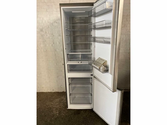 Samsung koel-vriescombinatie rb38c705csr/ef 390 liter energielabel c - afbeelding 5 van  8