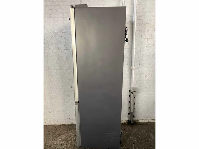 Samsung koel-vriescombinatie rb38c705csr/ef 390 liter energielabel c - afbeelding 4 van  8