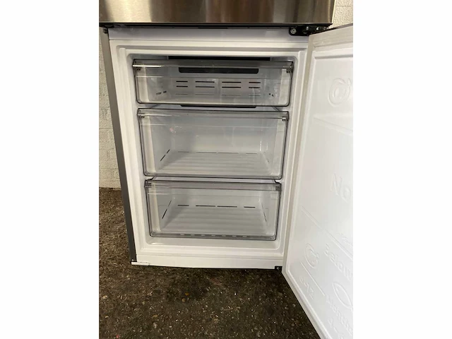 Samsung koel-vriescombinatie rb38c705csr/ef 390 liter energielabel c - afbeelding 3 van  8