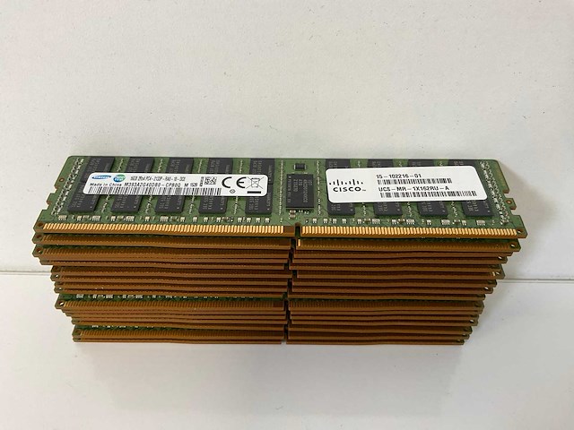 Samsung (m393a2g40db0), 16gb 2rx4 pc4 - 2133p memory rams (17x) - afbeelding 1 van  7