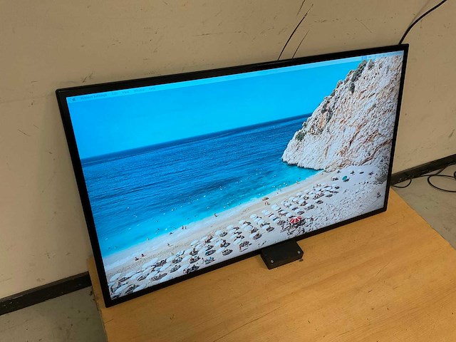 Samsung (me46c) 46”, 1920x1080 (fhd) ips monitor - afbeelding 2 van  5