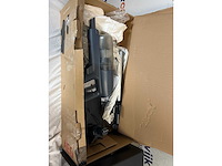 Samsung ms32de4504at roestvrijstaal solo-magnetron + aeg ap82ub25db ultimate 8000 - draadloze steelstofzuiger - afbeelding 2 van  2