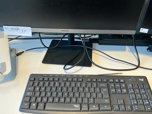 Samsung / msi 24 inch monitor (2x) - afbeelding 3 van  5