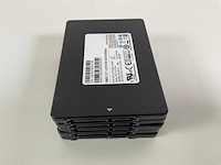 Samsung (mz-7lh1t90) enterprise-grade 2.5-inch sata ssds (5x) - afbeelding 4 van  5