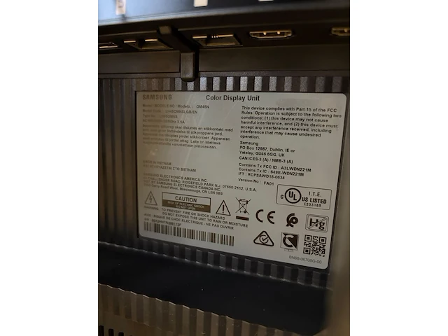 Samsung om46n 46 inch professioneel scherm inclusief vloerstatief - afbeelding 4 van  8