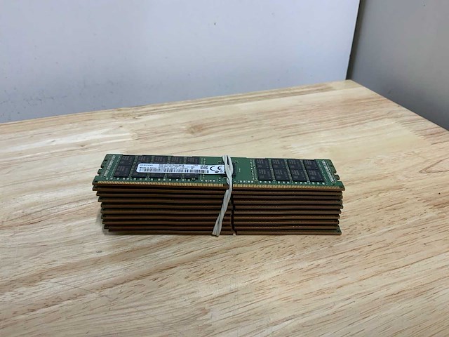 Samsung pc4-2400t 32gb ddr4 (10x) - afbeelding 4 van  5