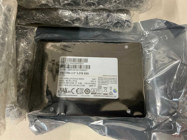 Samsung pm1725b 2.5" 3.2tb ssd mzwll3t2hajq-00005 (10x) - afbeelding 2 van  3