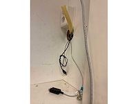 Samsung qe55ls03bgu televisie met one connect box - afbeelding 2 van  13