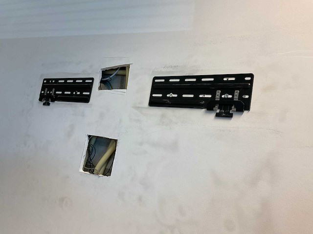 Samsung qe55ls03bgu televisie met one connect box - afbeelding 5 van  13