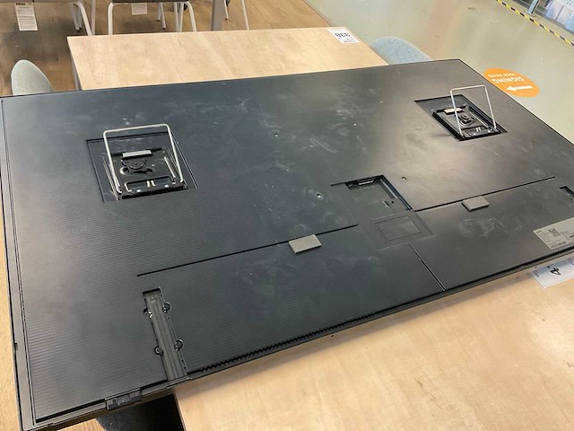 Samsung qe55ls03bgu televisie met one connect box - afbeelding 3 van  13