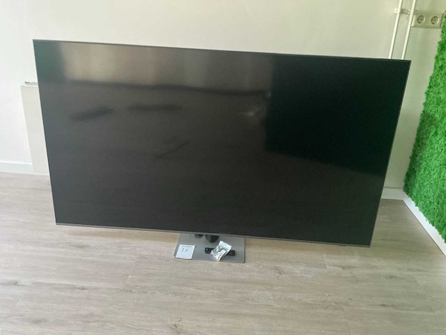 Samsung qe65q77cat 65 inch 4k televisie - afbeelding 2 van  3