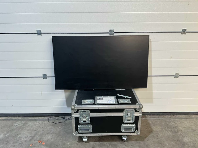 Samsung qh55r monitor (2x) - afbeelding 1 van  5