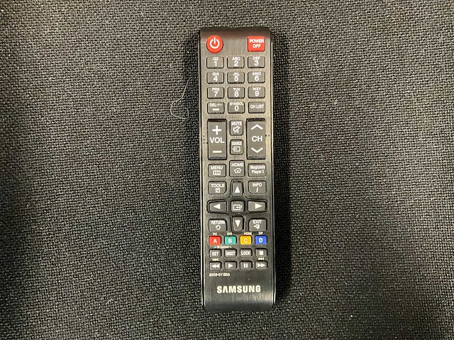 Samsung qm75b digital signage op neomounts vloerstandaard - afbeelding 3 van  7